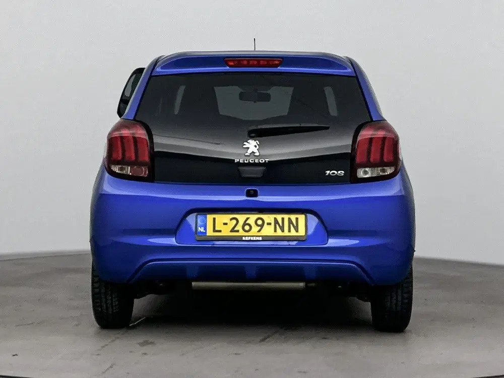 Peugeot 108 Active 75 pk uit 2021, foto 5