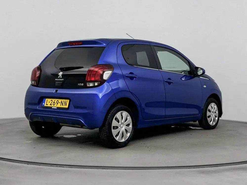 Peugeot 108 Active 75 pk uit 2021, foto 6