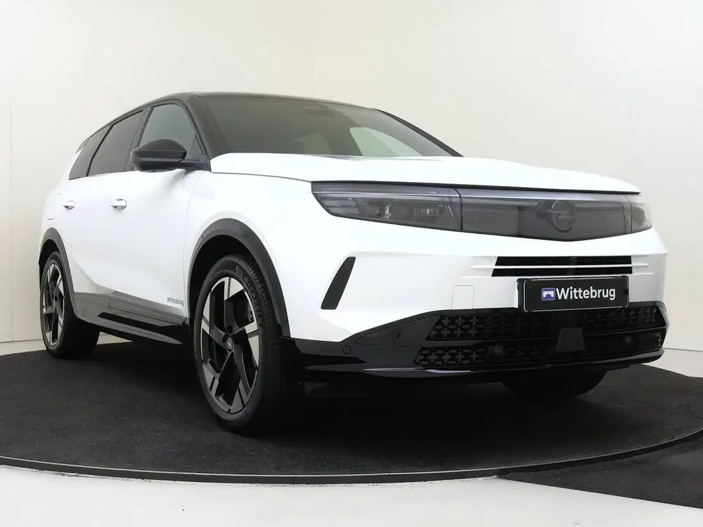 Opel Grandland 1.6 Turbo 195PK Plug-in-Hybrid GS Panorama uit 2025, foto 3