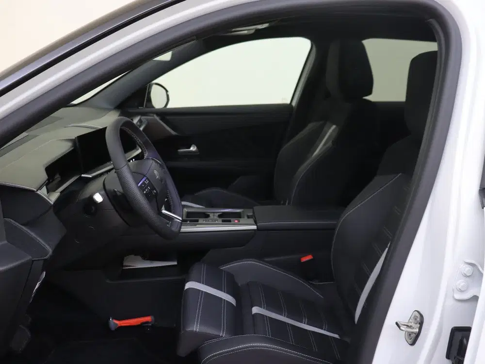 Opel Grandland 1.6 Turbo 195pk Plug-in-Hybrid GS uit 2025, foto 10