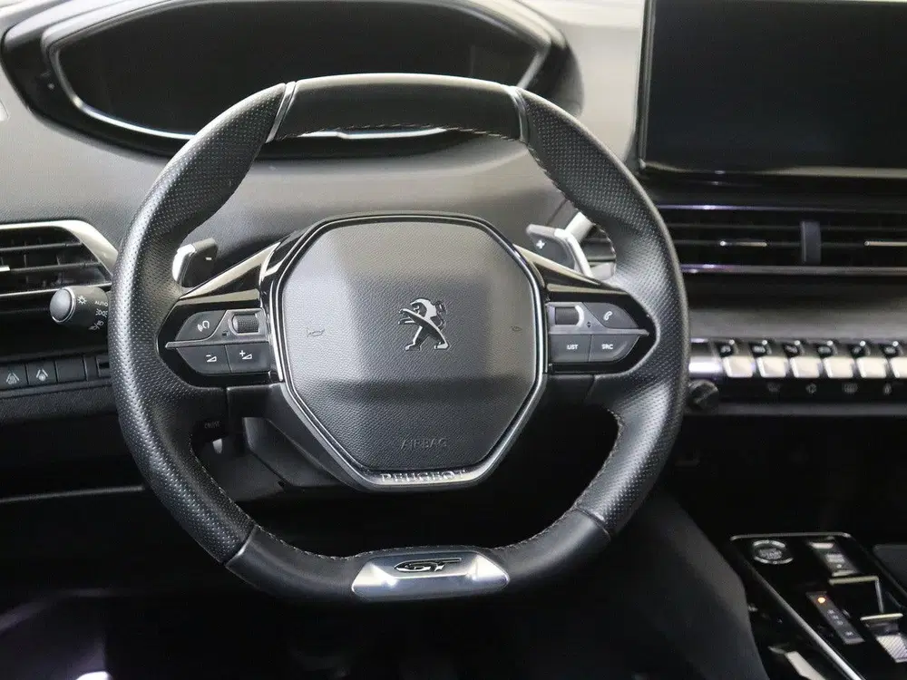 Peugeot 3008 1.2 Hybrid 136PK GT Camera uit 2024, foto 6