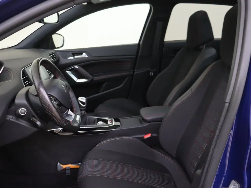 Peugeot 308 1.2 PureTech 130PK GT-line uit 2021, foto 11
