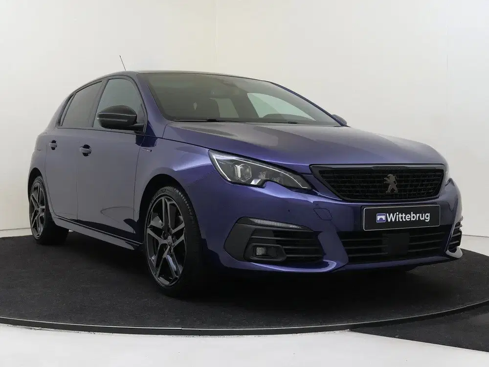 Peugeot 308 1.2 PureTech 130PK GT-line uit 2021, foto 3