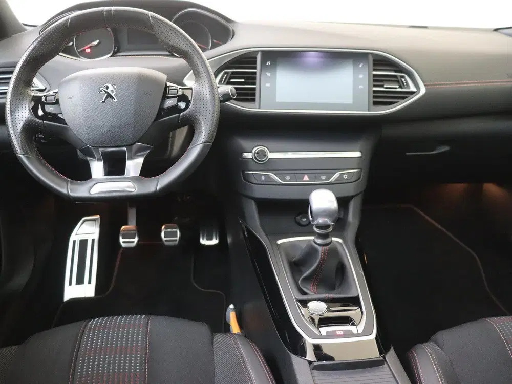 Peugeot 308 1.2 PureTech 130PK GT-line uit 2021, foto 5