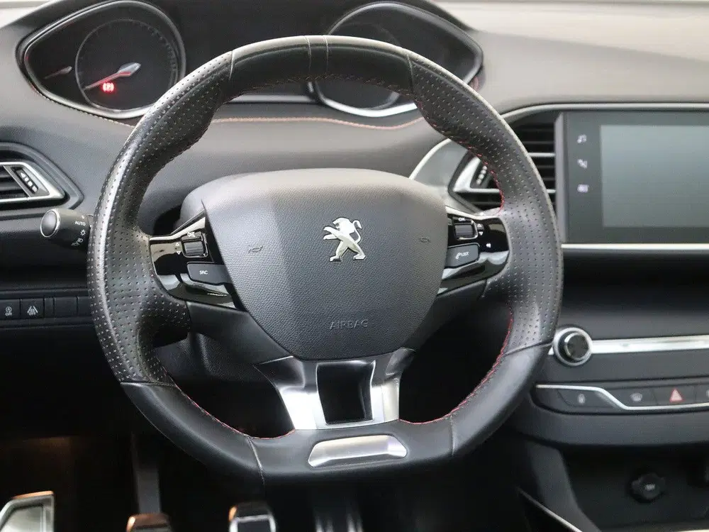 Peugeot 308 1.2 PureTech 130PK GT-line uit 2021, foto 7