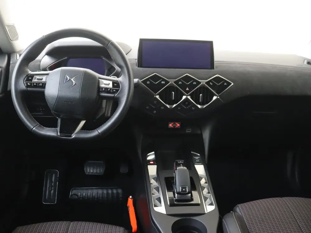 DS Automobiles DS 3 DS DS 3 1.2 PureTech 130PK Performance Lin uit 2024, foto 5