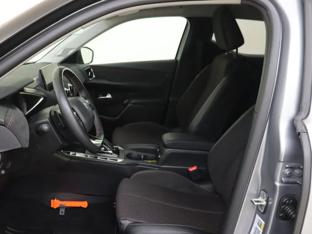 DS Automobiles DS 3 DS DS 3 1.2 PureTech 130PK Performance Lin uit 2024, foto 9