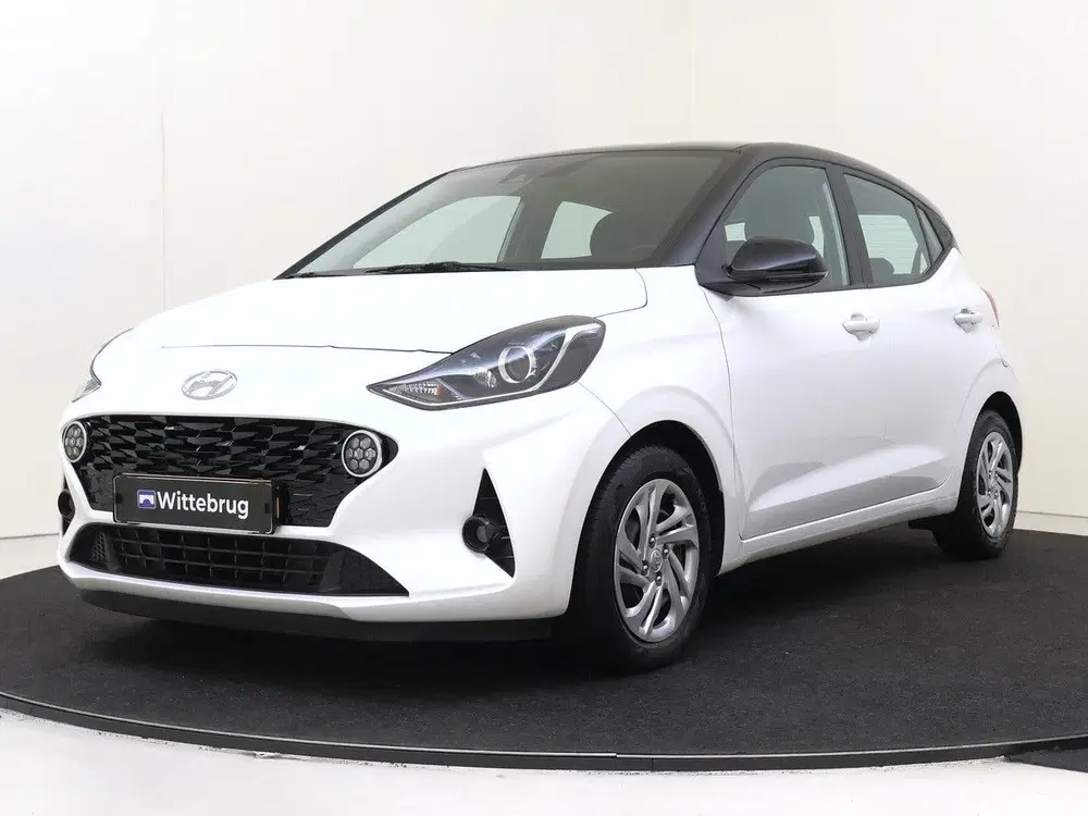Hyundai I10 1.0 67PK Premium Parkeerhulp uit 2023