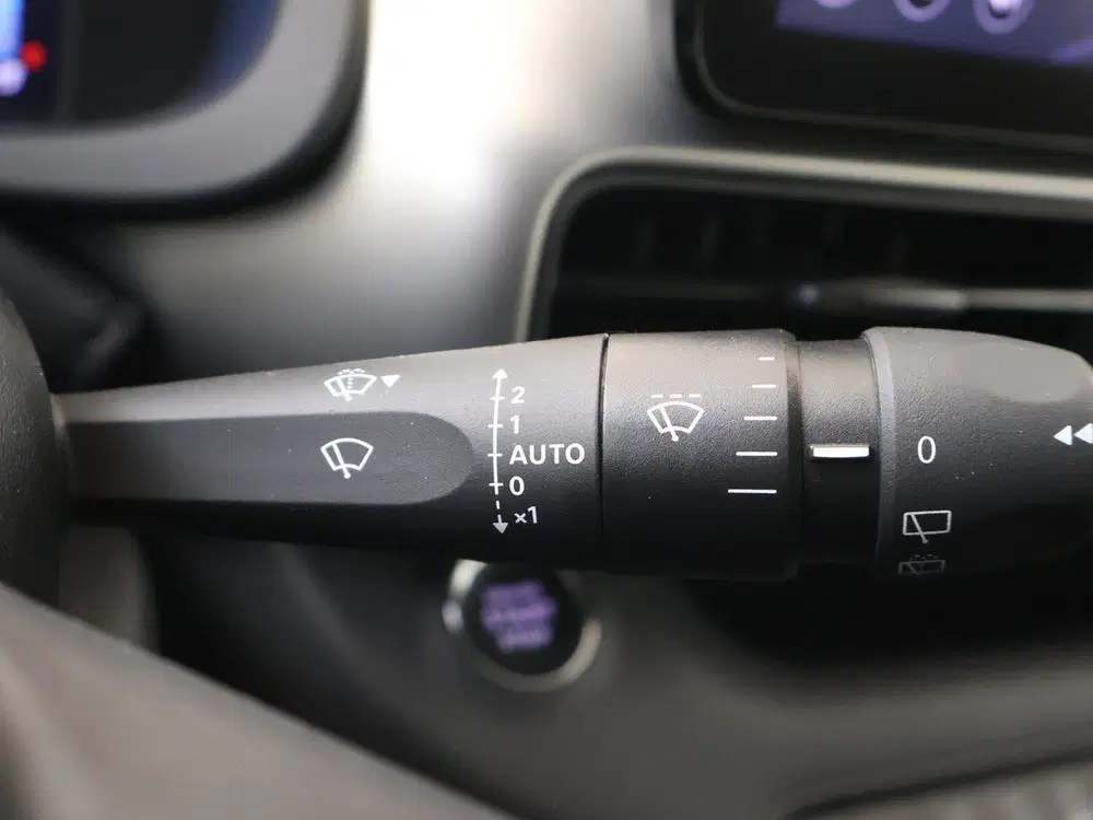 Jeep Avenger Summit 54 kWh 156PK Camera uit 2024, foto 20