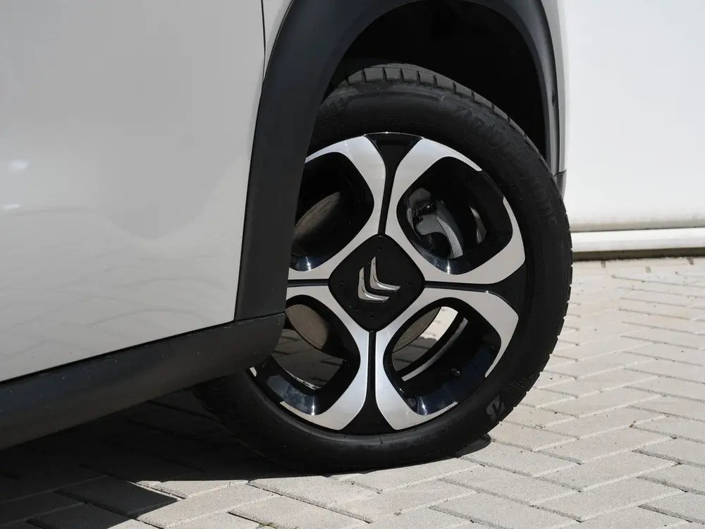 Citroën C3 Aircross Shine 1.2 PureTech 110pk NAVI | DAB | C uit 2019, foto 7