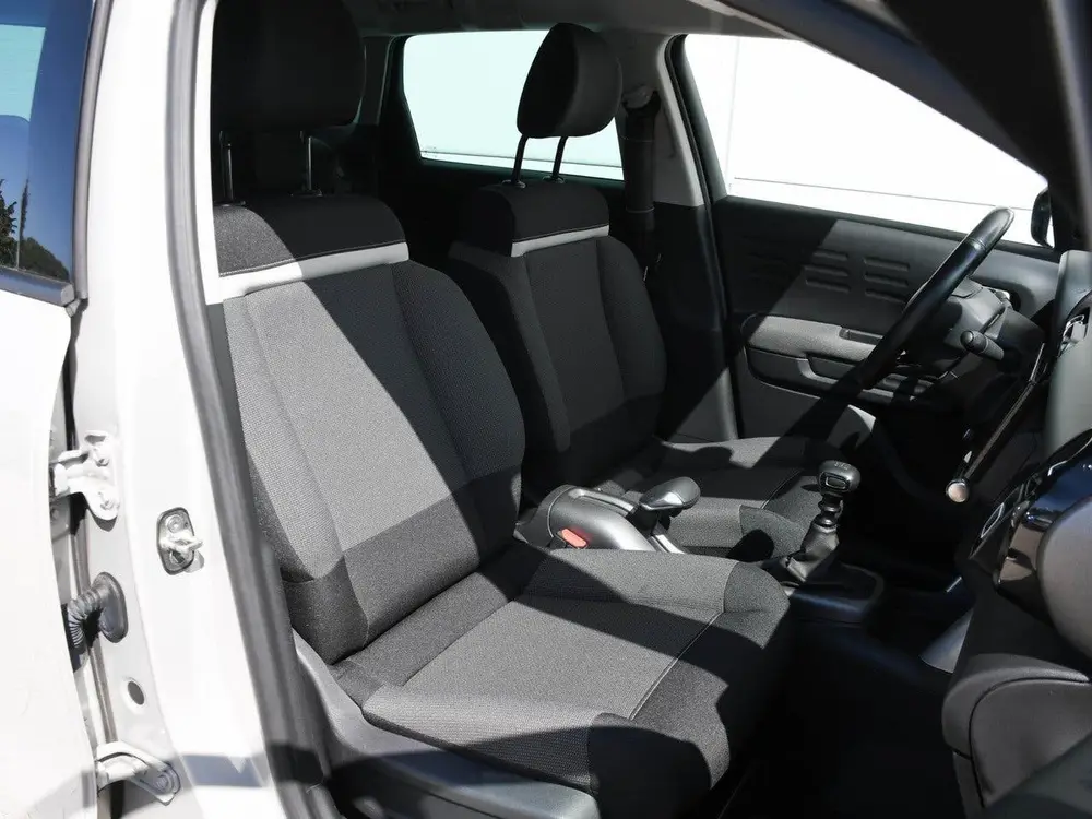 Citroën C3 Aircross Shine 1.2 PureTech 110pk NAVI | DAB | C uit 2019, foto 9
