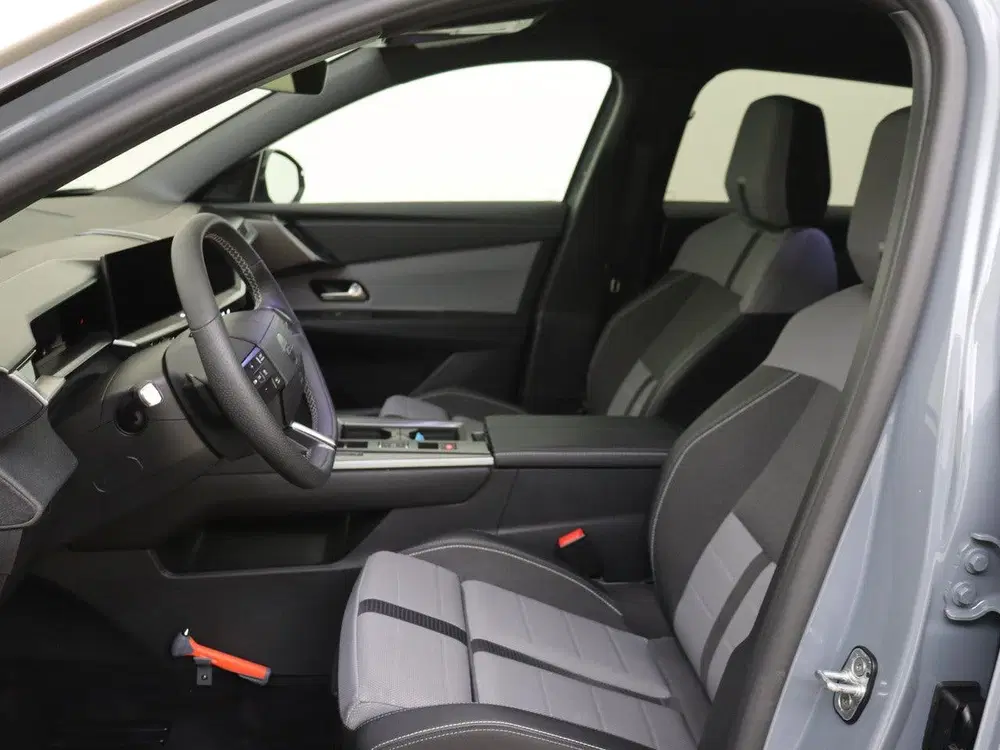Opel Grandland 1.2 Turbo 136PK Hybrid GS head up Display uit 2025, foto 8