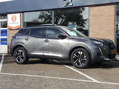 Peugeot 2008 1.2 Puretech 130pk Allure Navigatie uit 2020
