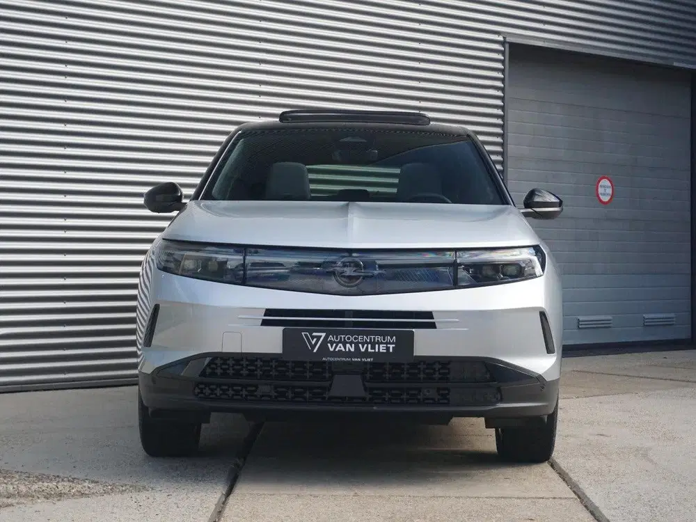 Opel Grandland 1.2 Turbo Hybrid GS Panoramadak (bj 2025) uit 2025, foto 3