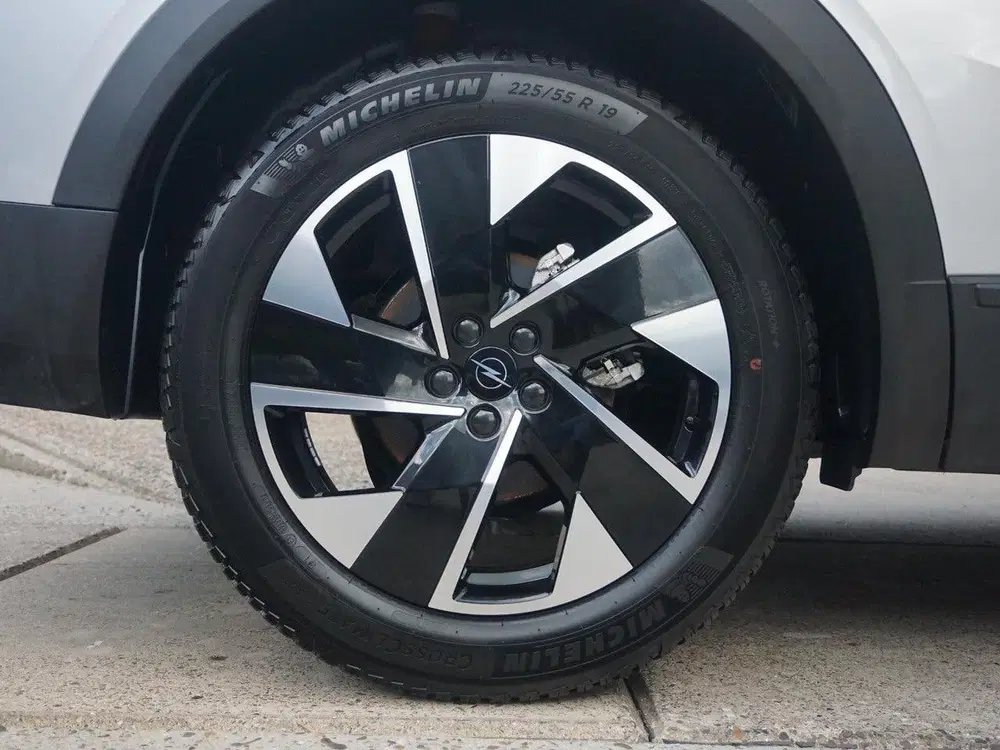 Opel Grandland 1.2 Turbo Hybrid GS Panoramadak (bj 2025) uit 2025, foto 7