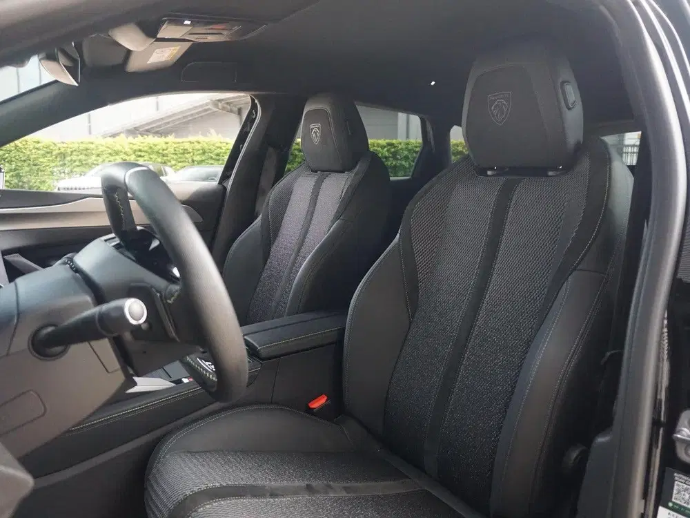 Peugeot 308 SW 1.6 Plug-in Hybrid 225 GT (bj 2024) uit 2024, foto 11