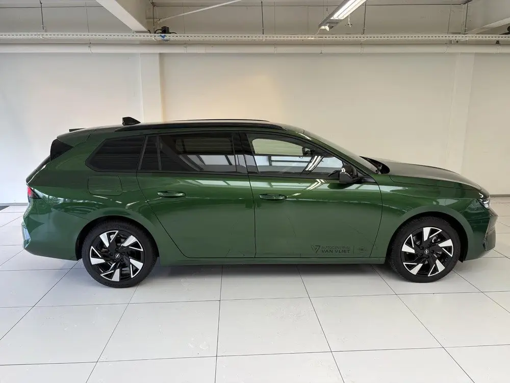 Opel Astra Sports Tourer 1.2 Turbo Hybrid Business Ed uit 2026, foto 3