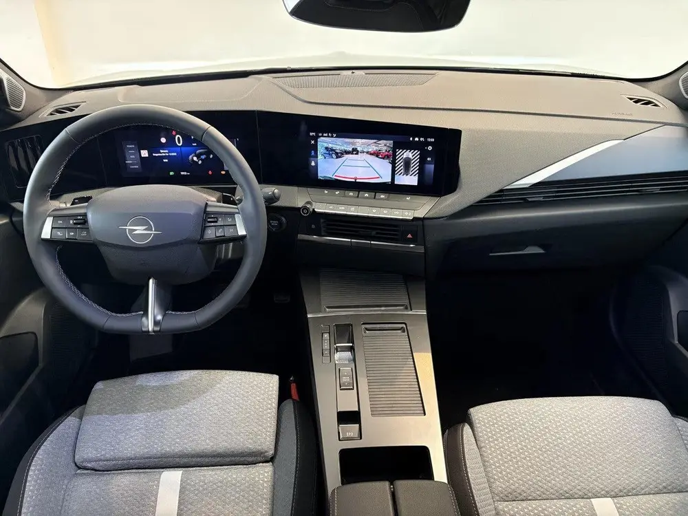 Opel Astra Sports Tourer 1.2 Turbo Hybrid Business Ed uit 2026, foto 4