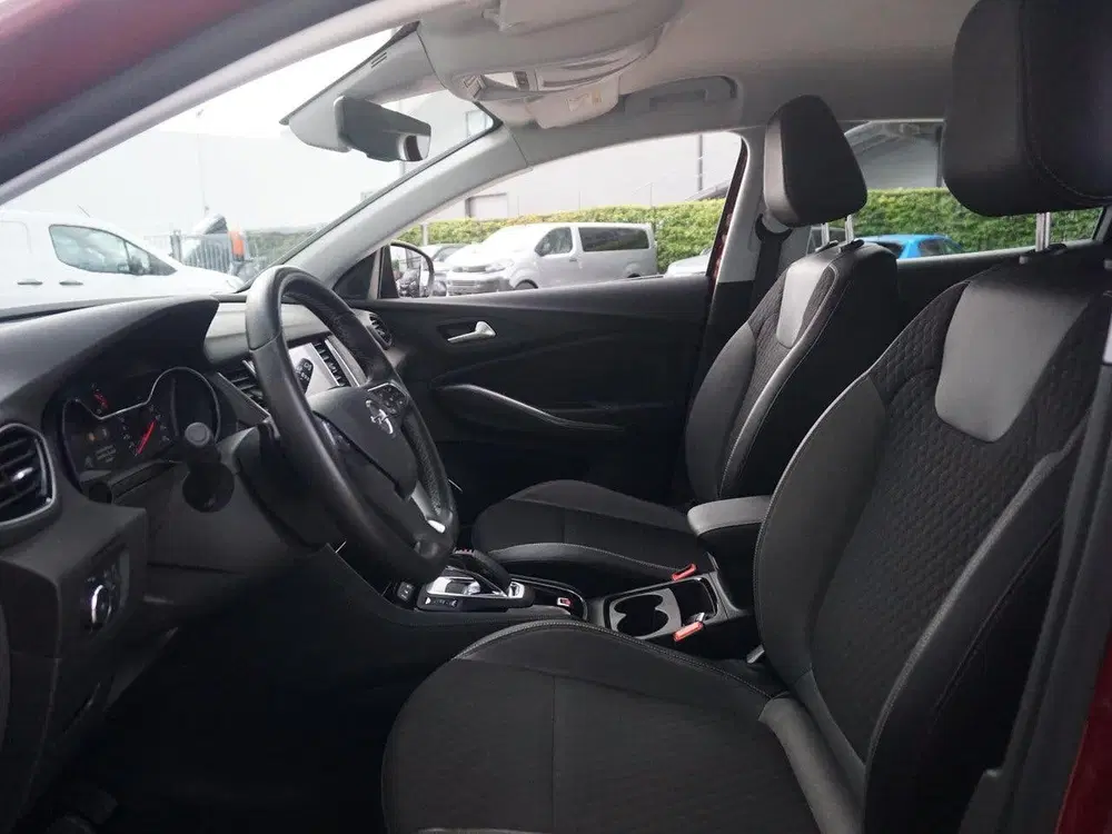Opel Grandland X 1.6 Turbo Hybrid Business Edition uit 2021, foto 11