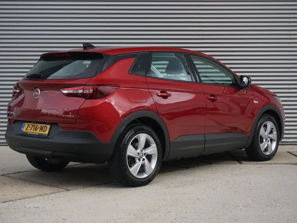 Opel Grandland X 1.6 Turbo Hybrid Business Edition uit 2021, foto 2