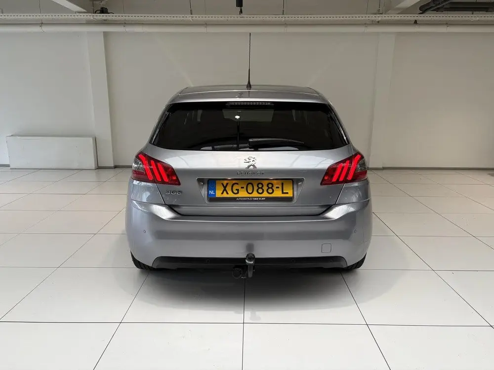 Peugeot 308 1.2 PureTech Allure | 130pk | Panoramadak | Trek uit 2019, foto 20
