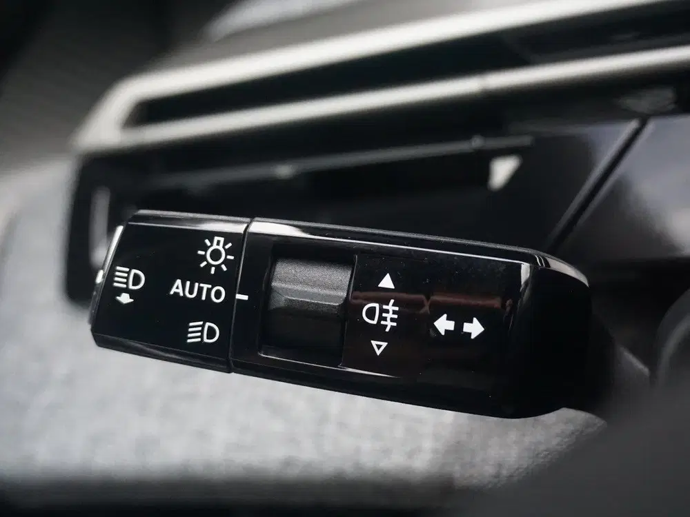 Peugeot 5008 1.2 Hybrid 136 Allure 7p uit 2025, foto 15