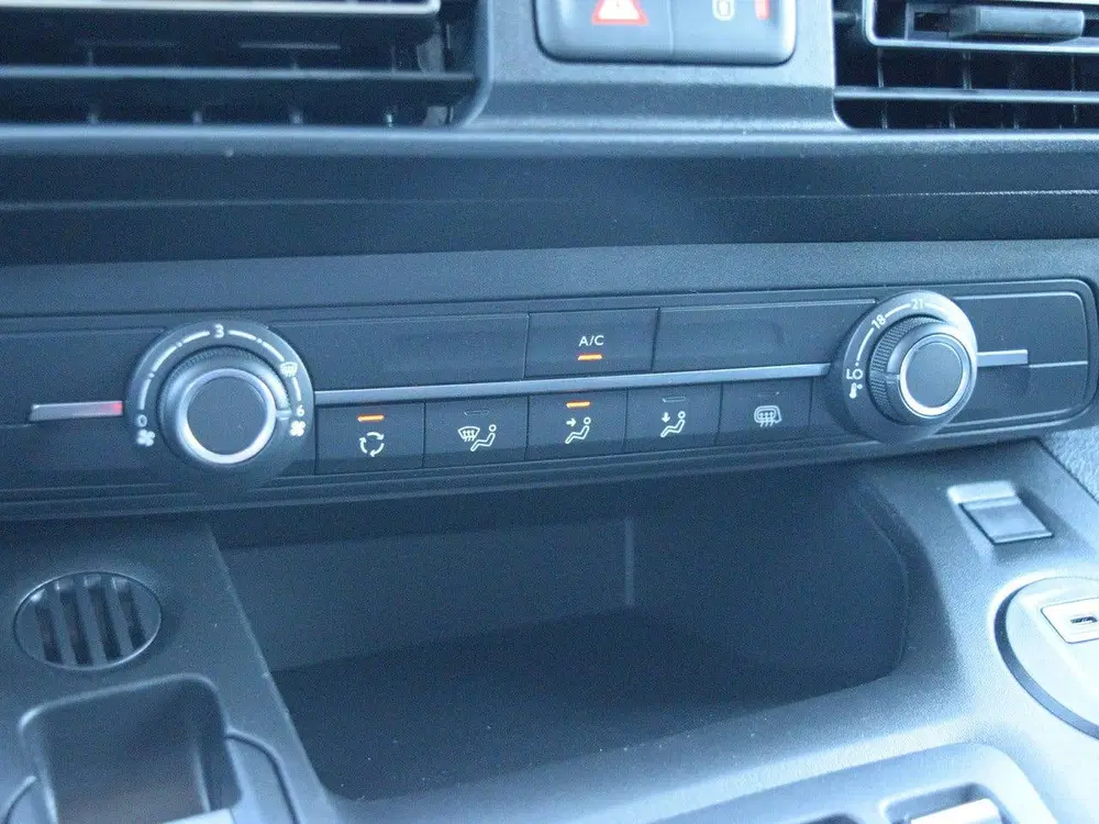 Opel Combo-E Electric L1 50kWh uit 2026, foto 17