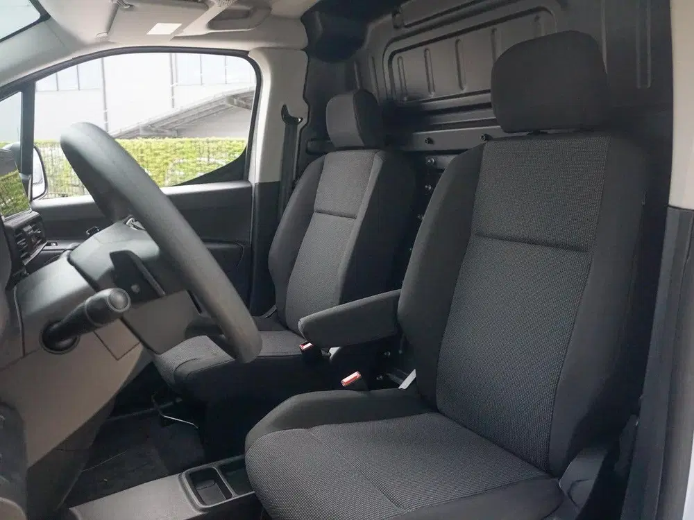 Opel Combo-E Electric L2 50kWh uit 2026, foto 13