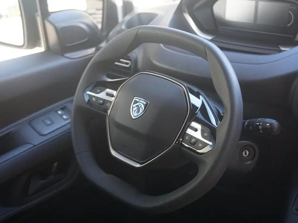 Peugeot E-Partner L1 50 kWh uit 2026, foto 15