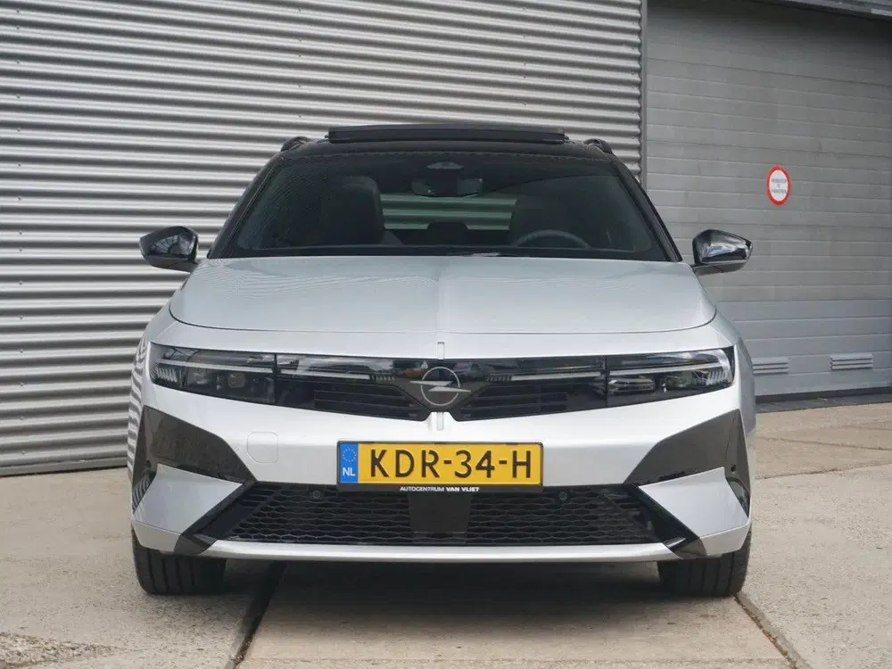 Opel Astra Sports Tourer 1.6 Turbo Plug In Hybrid Ult uit 2026, foto 5