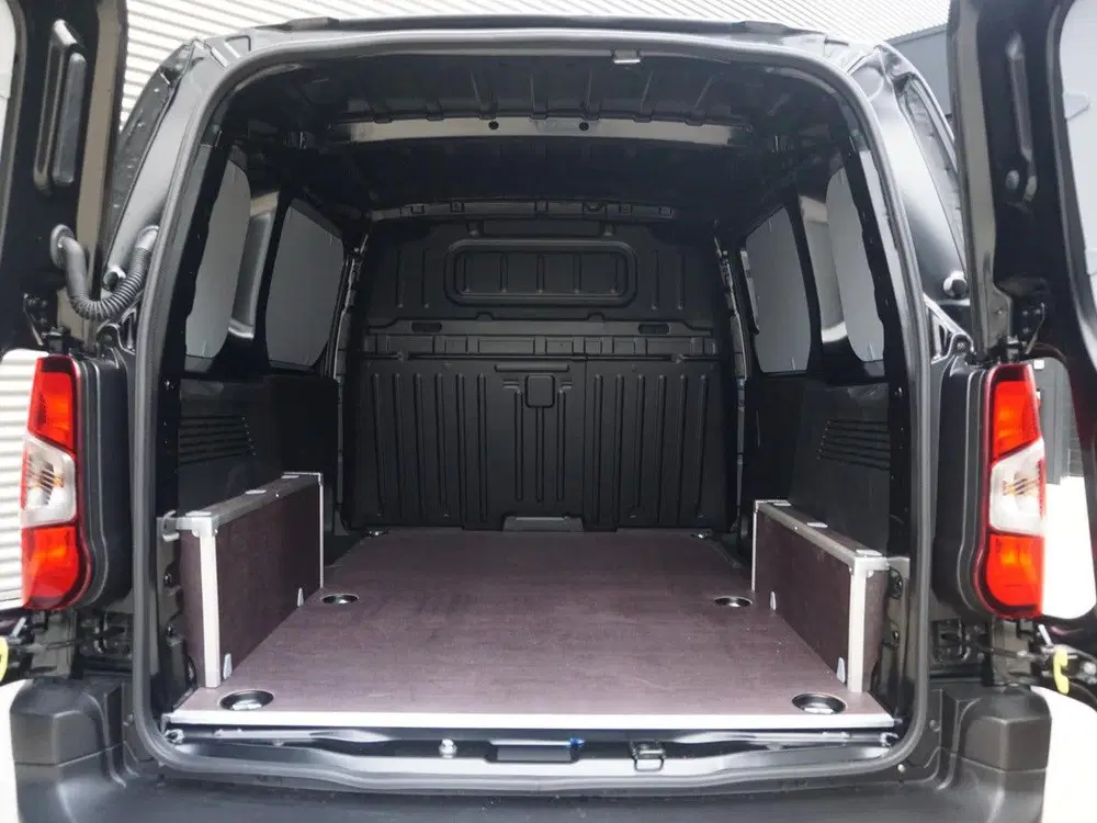 Opel Combo-E Electric L1 50kWh uit 2026, foto 8