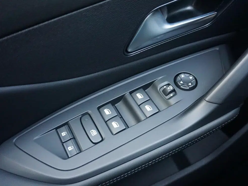 Peugeot 308 SW 1.6 Plug-in Hybrid 180 Allure Avantage uit 2025, foto 13