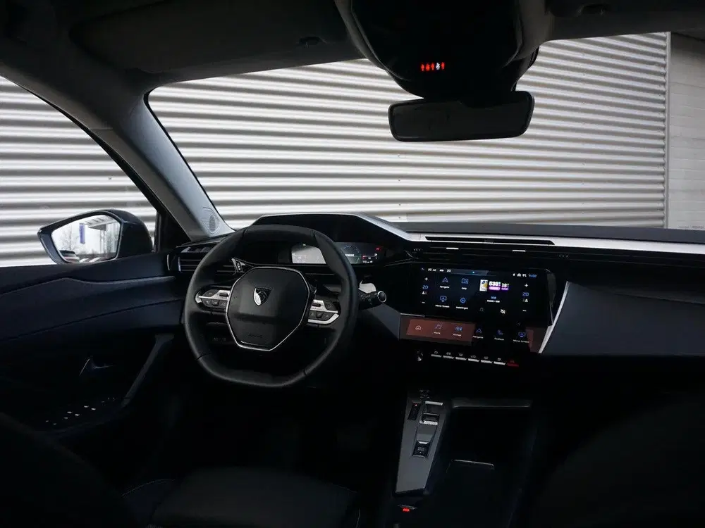 Peugeot 308 SW 1.6 Plug-in Hybrid 180 Allure Avantage uit 2025, foto 15