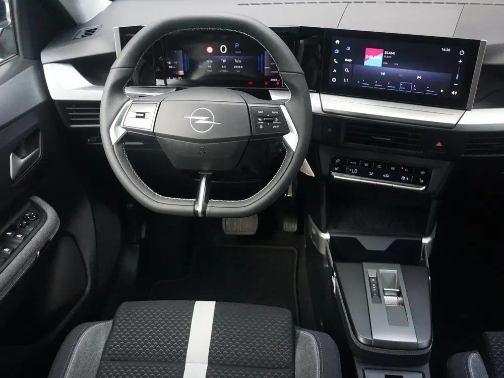 Opel Frontera 1.2 Turbo Hybrid GS Automaat 7 persoons uit 2025, foto 13