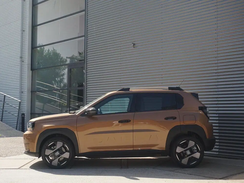 Fiat Grande Panda La Prima 7 uit 2025, foto 3