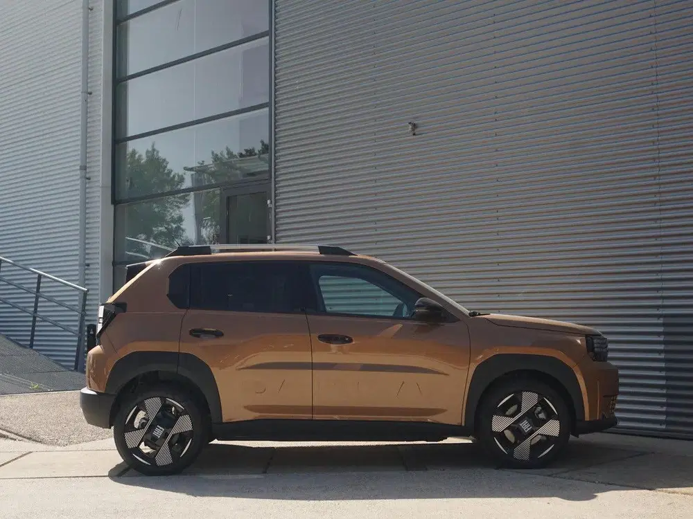 Fiat Grande Panda La Prima 7 uit 2025, foto 4