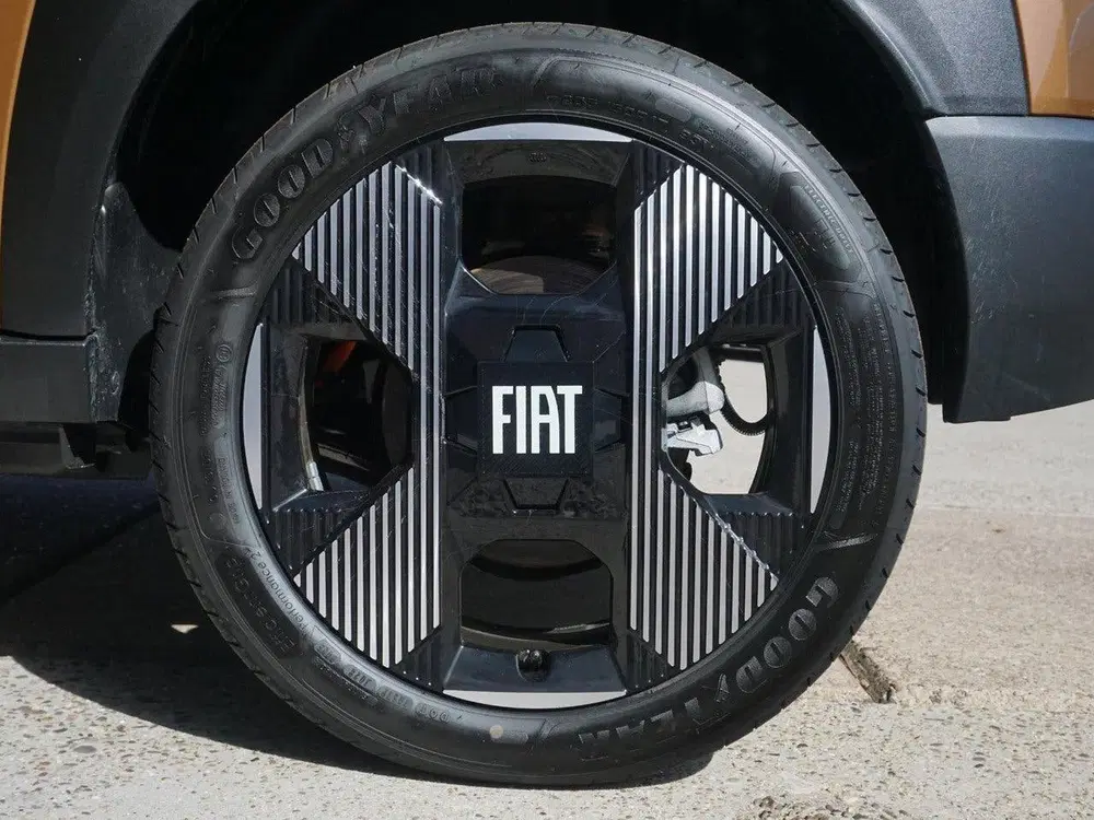 Fiat Grande Panda La Prima 7 uit 2025, foto 7