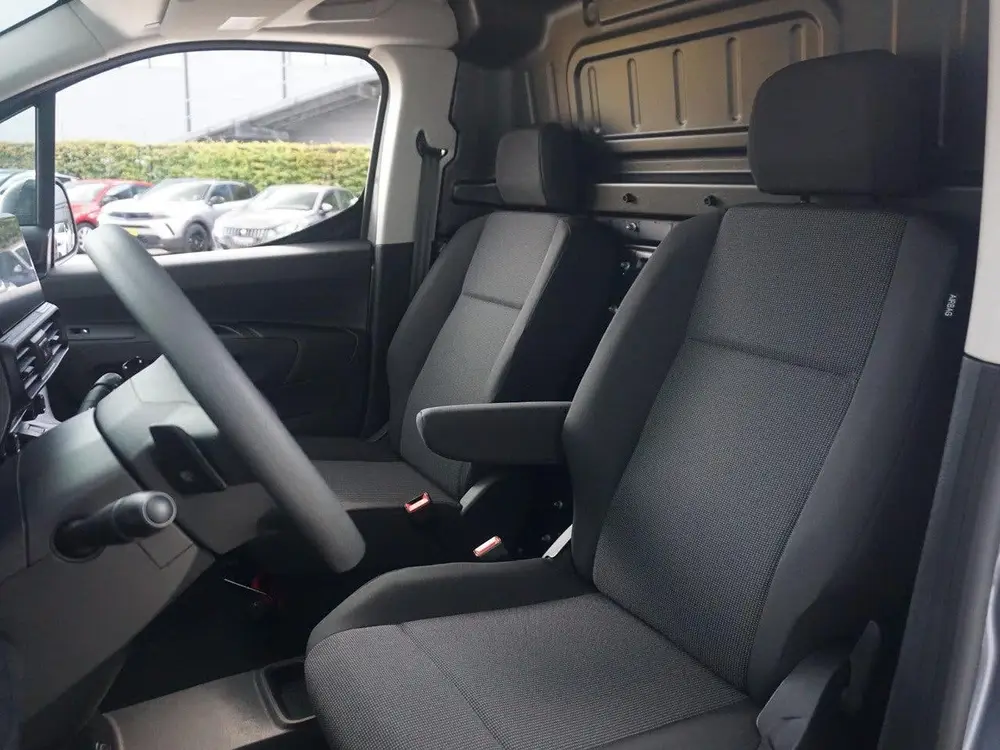 Opel Combo-E Electric L2 50kWh uit 2026, foto 12