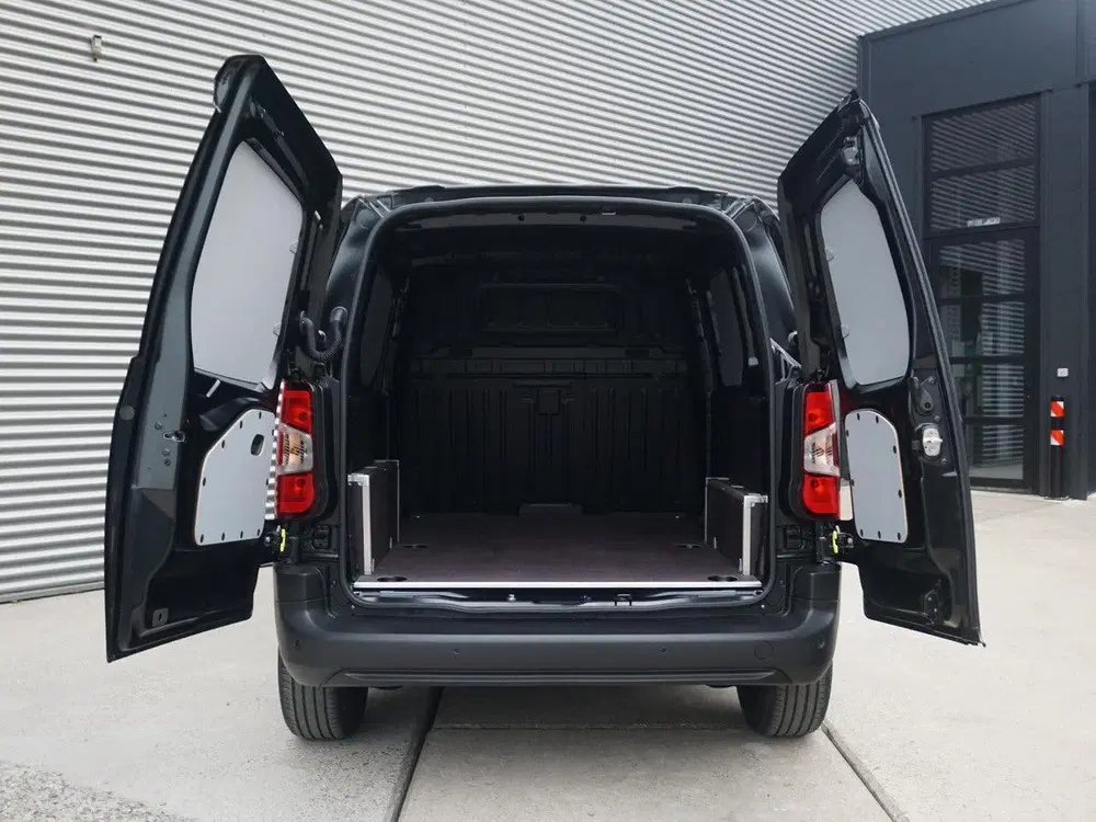 Opel Combo-E Electric L1 50kWh uit 2026, foto 7