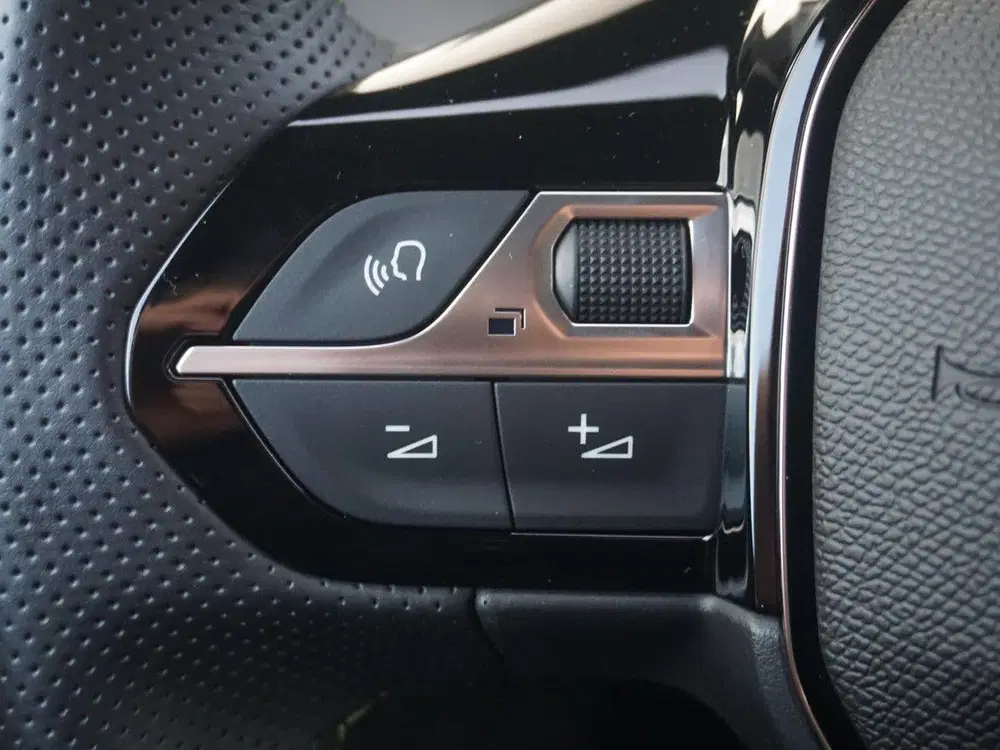 Peugeot 2008 EV GT Avantage 54 kWh Carplay (bj 2025) uit 2025, foto 19