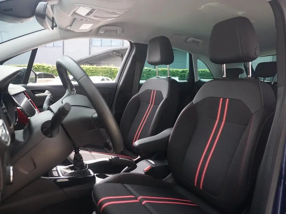 Opel Crossland 1.2 Turbo GS Line Navi uit 2022, foto 11