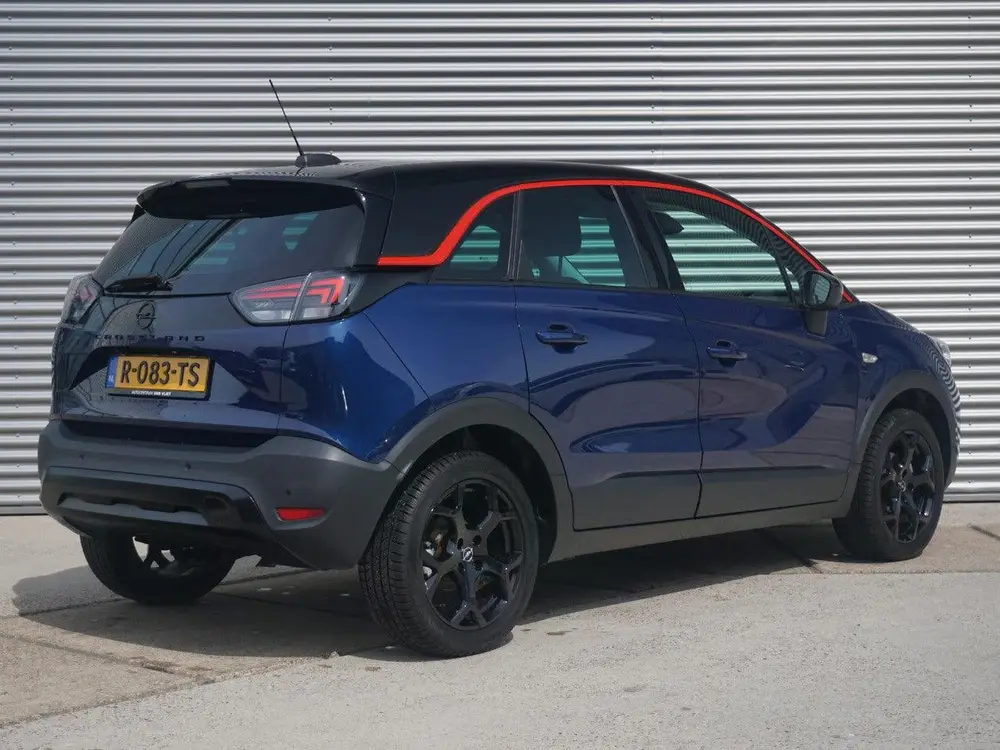 Opel Crossland 1.2 Turbo GS Line Navi uit 2022, foto 2