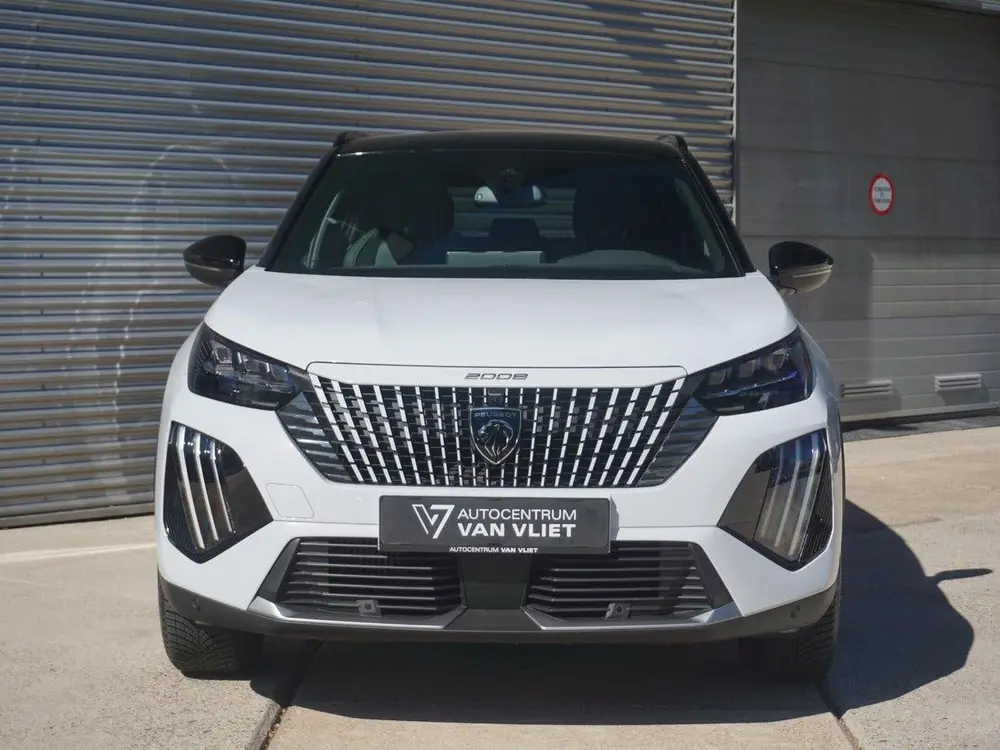 Peugeot 2008 1.2 Hybrid 145 GT 360 Camera (bj 2025) uit 2025, foto 3