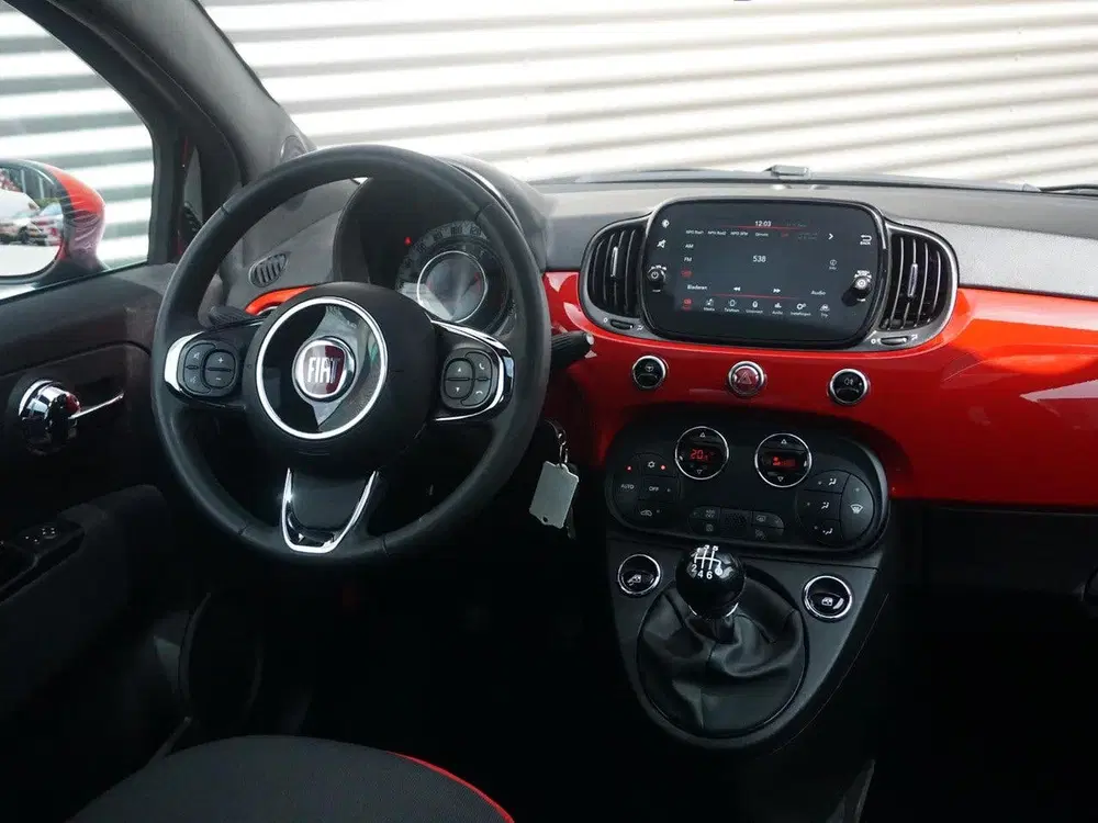 Fiat 500 1.0 Hybrid RED Panoramadak (bj 2022) uit 2022, foto 8