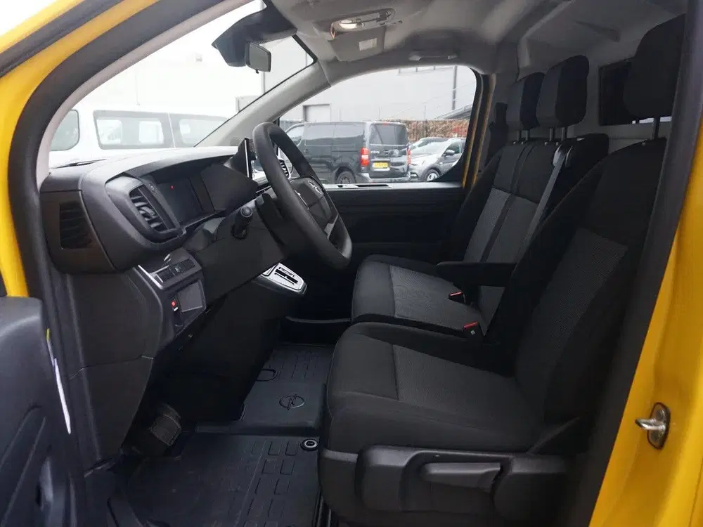Opel Vivaro Electric L3 50 kWh uit 2026, foto 13