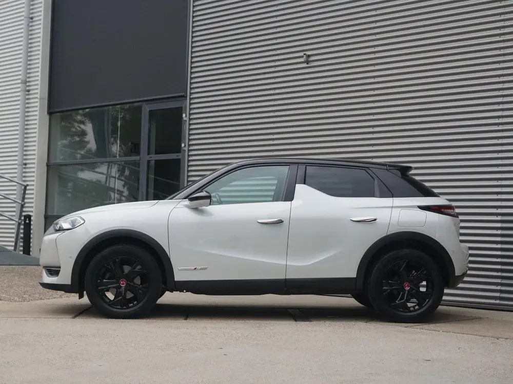DS Automobiles 3 DS DS 3 Crossback 1.2 TURBO 130 Performance Line Parkeerhulp uit 2020, foto 3