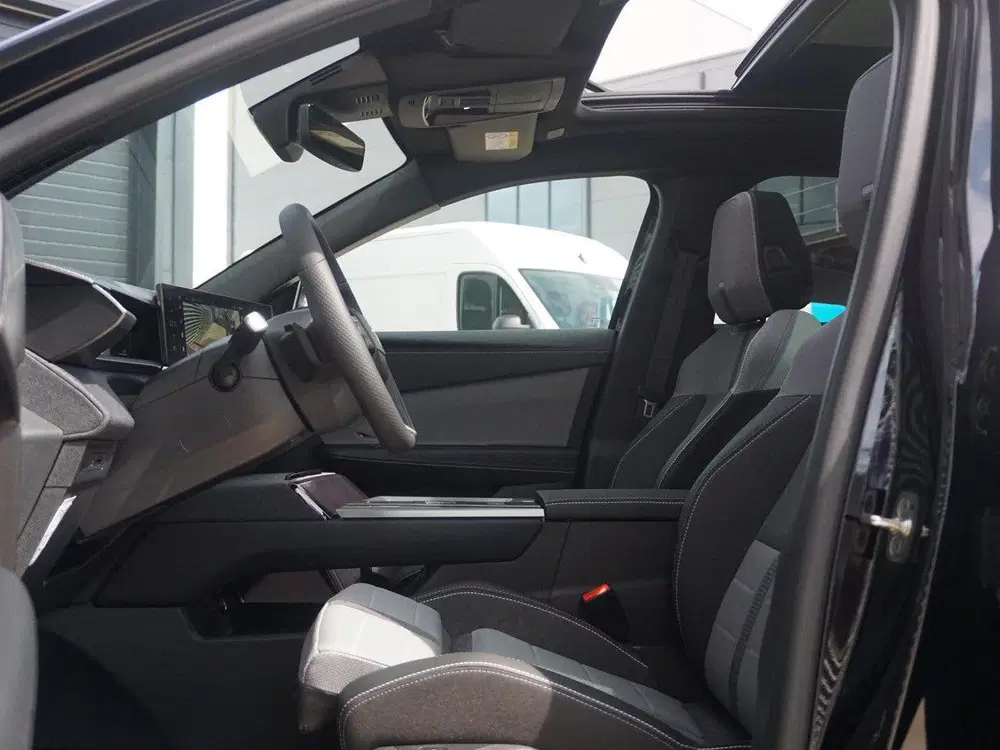 Opel Grandland 1.2 Turbo Hybrid Business Edition Panorama uit 2026, foto 10