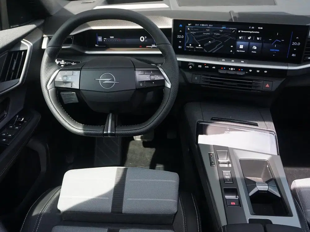 Opel Grandland 1.2 Turbo Hybrid Business Edition Panorama uit 2026, foto 13