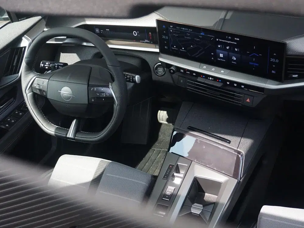 Opel Grandland 1.2 Turbo Hybrid Business Edition Panorama uit 2026, foto 9