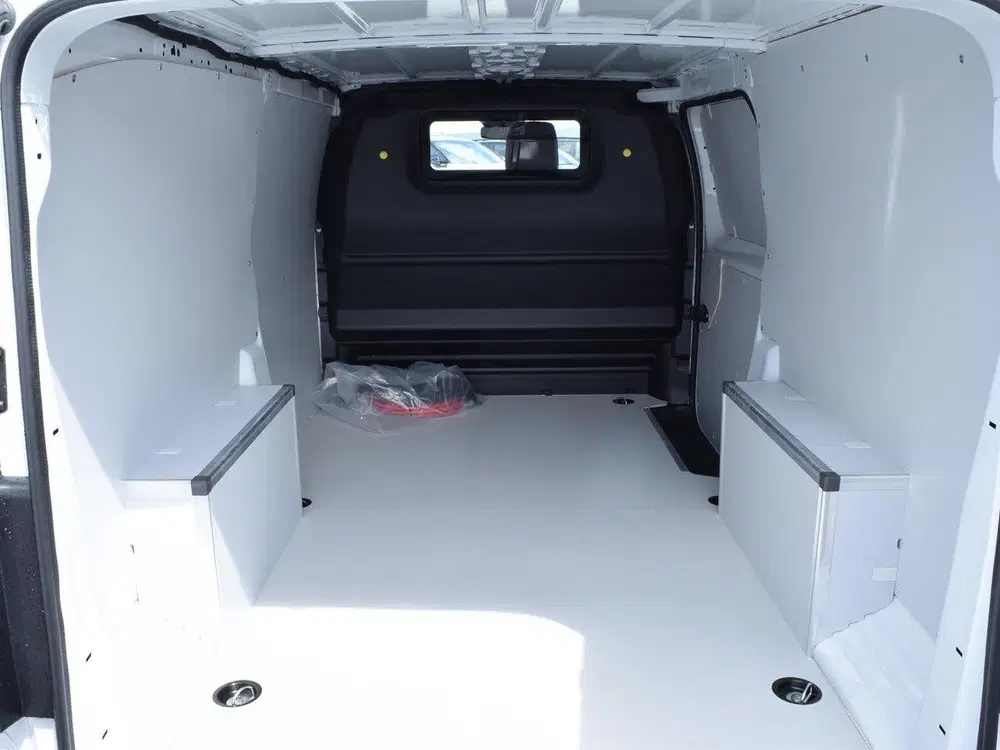 Opel Vivaro Electric L3 75 kWh uit 2026, foto 8